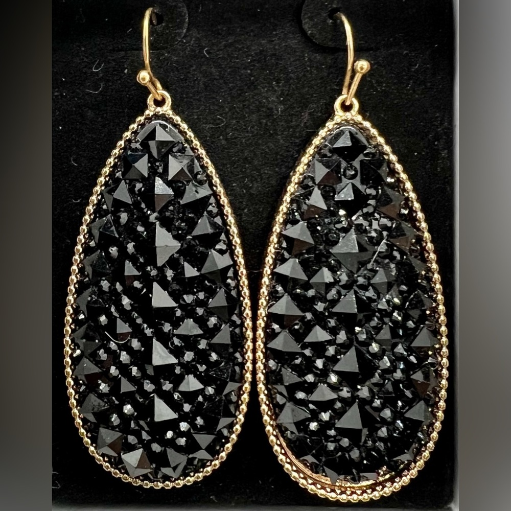 Black and Gold Teardrop Crystal Cluster Fashion Earrings